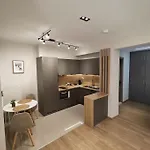 Luxury α2 דירה *