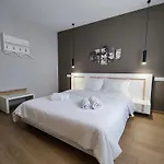 Luxury α2 דירה