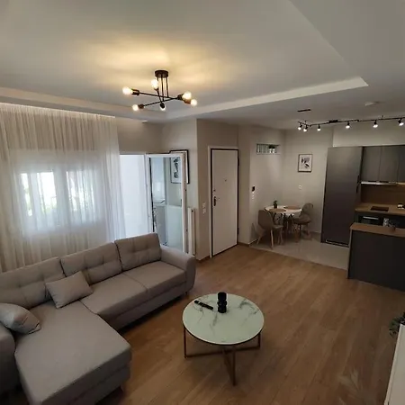 Luxury α2 Apartment *