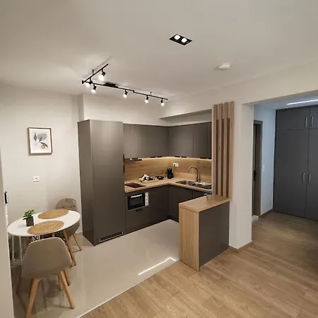 Luxury α2 Apartment *